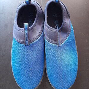 Protect your feet on the hot sand or rocky beaches with these Speedo water shoes